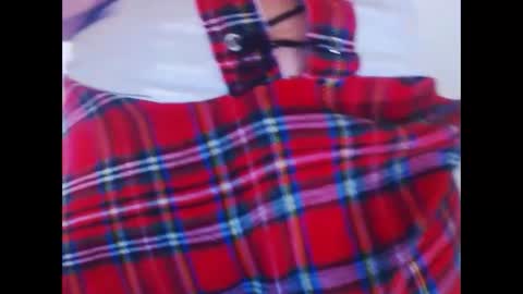 Snapshot of sweet_cherrybabe chatting on 02/25/25, 06:53 Sweet Cherry online show from 02/25/25, 06:53