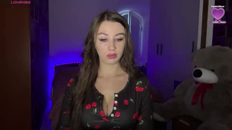 Sweet Cherry online show from 09/11/25, 06:02