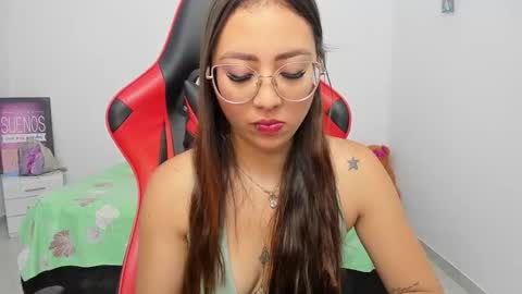 Snapshot of sweet_coral_ chatting on 02/11/26, 01:16 sweet_coral_ online show from 02/11/26, 01:16
