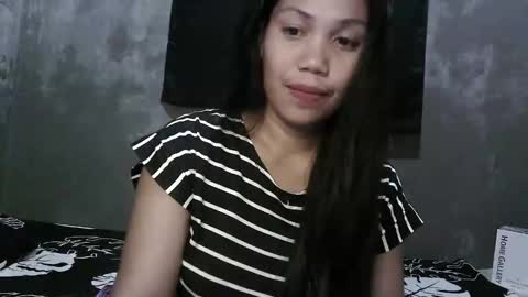 Snapshot of sweet_dianne08 chatting on 12/20/25, 05:53 dianne online show from 12/20/25, 05:53