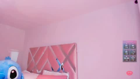 Snapshot of sweet_doll_ chatting on 03/02/25, 01:15 Dulce ONLYFANS jessica78784405 online show from 03/02/25, 01:15