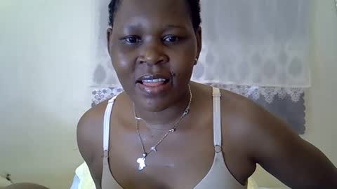 Snapshot of sweet_dori33 chatting on 04/23/26, 08:55 sweet_dori33 online show from 04/23/26, 08:55