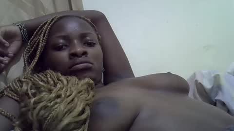 Snapshot of sweet_eldah chatting on 09/14/25, 03:22 Sweet eldah online show from 09/14/25, 03:22