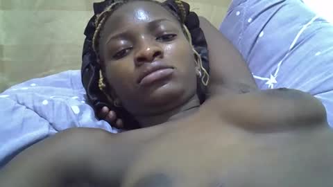 Snapshot of sweet_eldah chatting on 09/16/25, 11:39 Sweet eldah online show from 09/16/25, 11:39