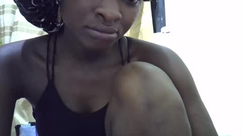 Snapshot of sweet_eldah chatting on 09/22/25, 12:34 Sweet eldah online show from 09/22/25, 12:34