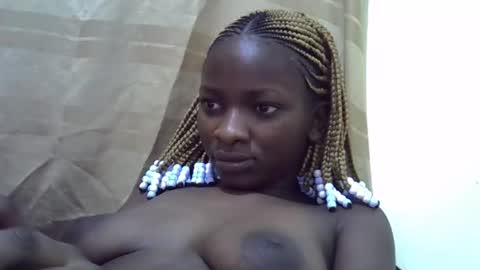 Snapshot of sweet_eldah chatting on 10/02/25, 09:22 Sweet eldah online show from 10/02/25, 09:22