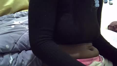 Snapshot of sweet_eldah chatting on 10/19/25, 04:07 Sweet eldah online show from 10/19/25, 04:07