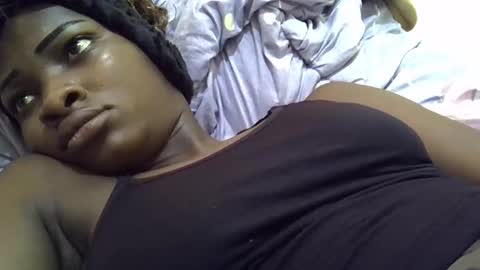 Snapshot of sweet_eldah chatting on 10/25/25, 08:55 Sweet eldah online show from 10/25/25, 08:55