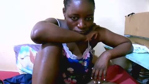 Snapshot of sweet_elena24 chatting on 11/24/25, 08:58 shillah online show from 11/24/25, 08:58