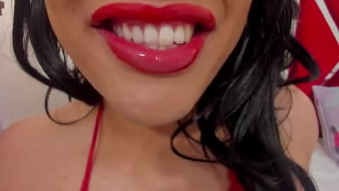 Snapshot of sweet_eliizabeth chatting on 04/07/26, 12:05 sweet_eliizabeth online show from 04/07/26, 12:05