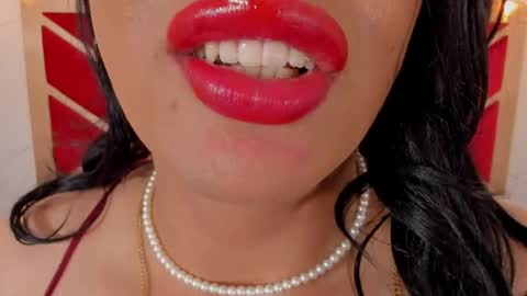 Snapshot of sweet_eliizabeth chatting on 06/03/26, 02:33 sweet_eliizabeth online show from 06/03/26, 02:33