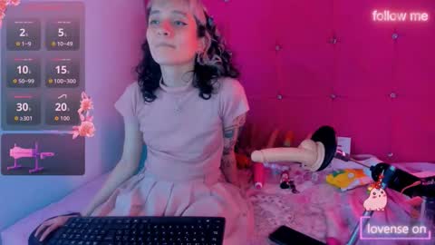  emmili  online show from 10/06/25, 03:20