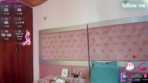  emmili  online show from 05/25/26, 12:33