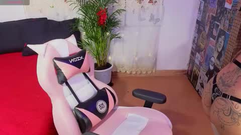 Snapshot of sweet_explotion chatting on 12/02/25, 03:01 sweet thani online show from 12/02/25, 03:01