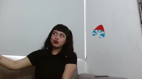 sweet_ferr online show from 06/24/26, 04:17