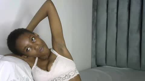 sweet_freaky online show from 12/13/25, 07:53