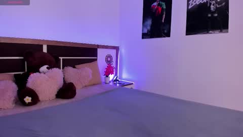 Alexia online show from 10/09/25, 03:15