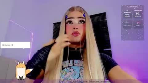 Snapshot of sweet_goddess23 chatting on 05/27/26, 10:34 sweet_goddess23 online show from 05/27/26, 10:34
