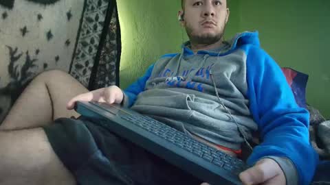 sweet_guy36 online show from 09/14/25, 02:27