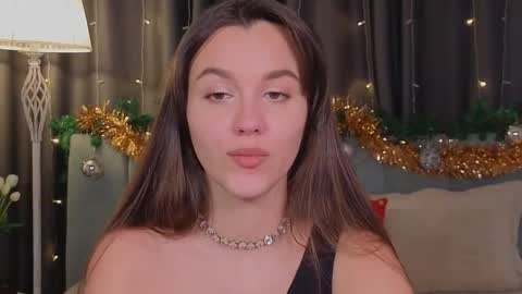 Snapshot of sweet_haeven chatting on 01/07/26, 08:33 Im Mia.LOVELY PATTERNS 100 120 160 200 my toy buzzes from 2 tip online show from 01/07/26, 08:33