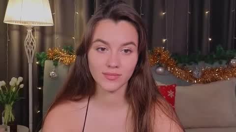 Snapshot of sweet_haeven chatting on 01/09/26, 02:03 Im Mia.LOVELY PATTERNS 100 120 160 200 my toy buzzes from 2 tip online show from 01/09/26, 02:03