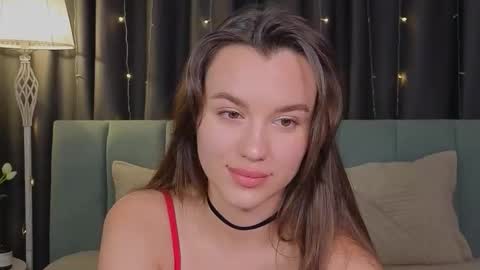 Snapshot of sweet_haeven chatting on 02/15/26, 03:58 Im Mia.LOVELY PATTERNS 100 120 160 200 my toy buzzes from 2 tip online show from 02/15/26, 03:58