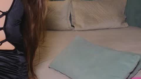 Im Mia.LOVELY PATTERNS 100  120  160  200 my toy buzzes from 2 tip online show from 06/26/26, 07:07