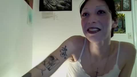 Snapshot of sweet_harvey chatting on 03/02/26, 02:36 sweet_harvey online show from 03/02/26, 02:36