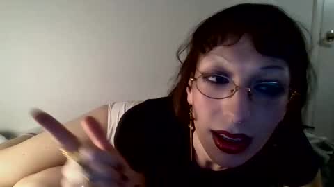 Snapshot of sweet_harvey chatting on 04/01/26, 11:24 sweet_harvey online show from 04/01/26, 11:24