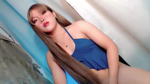 Snapshot of sweet_honeylove chatting on 03/14/26, 04:07 Anisha online show from 03/14/26, 04:07
