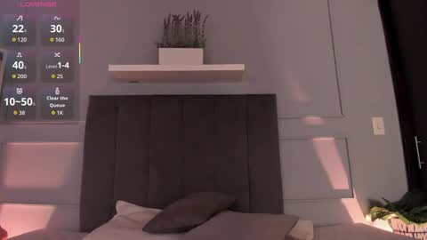 sweet_janne online show from 09/17/25, 07:37