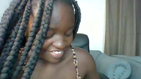 ESTHER NEEMA online show from 01/02/25, 07:33