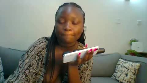 ESTHER NEEMA online show from 01/31/25, 05:09