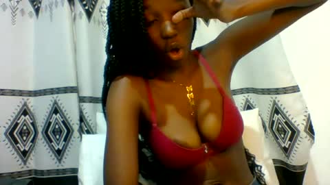 Snapshot of sweet_kcandy chatting on 07/15/26, 07:30 Sweet KCandy online show from 07/15/26, 07:30