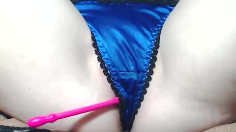 Snapshot of sweet_kitten25 chatting on 02/26/26, 05:50 Kitten online show from 02/26/26, 05:50