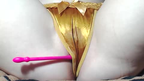 Snapshot of sweet_kitten25 chatting on 03/21/26, 09:03 Kitten online show from 03/21/26, 09:03