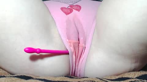 Snapshot of sweet_kitten25 chatting on 04/05/26, 07:38 Kitten online show from 04/05/26, 07:38