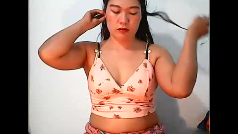 sweet_kris4u online show from 02/17/25, 12:27