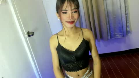 sweet_kyliexx online show from 06/12/26, 06:01