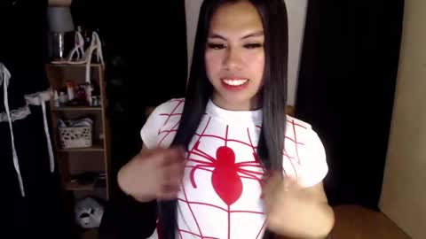 Snapshot of sweet_kyline69 chatting on 09/19/25, 12:17 sweet_kyline69 online show from 09/19/25, 12:17