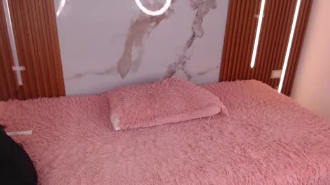 carollay online show from 10/18/25, 01:56