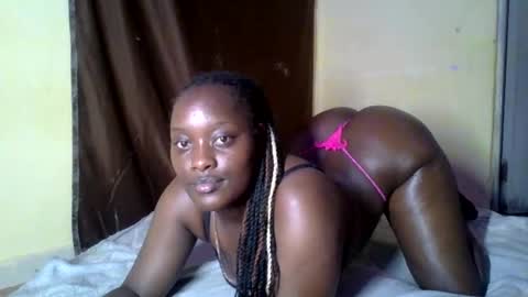 sweet_leen895891 online show from 02/12/25, 07:02