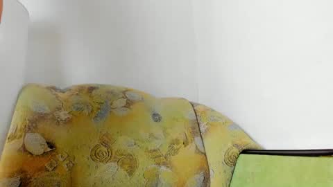 Snapshot of sweet_lil_thing chatting on 06/23/26, 08:12 Jen online show from 06/23/26, 08:12