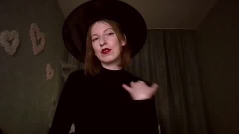 Snapshot of sweet_lilbunny chatting on 10/27/25, 03:16 sweet_lilbunny online show from 10/27/25, 03:16