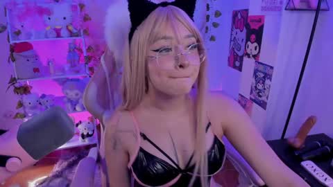 Snapshot of sweet_lilly_sweet chatting on 05/28/26, 01:14 sweet_lilly_sweet online show from 05/28/26, 01:14