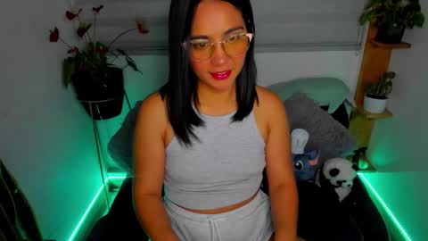 Snapshot of sweet_lina1 chatting on 03/02/26, 01:52 Lina online show from 03/02/26, 01:52