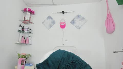 sweet_litle online show from 07/17/26, 04:19