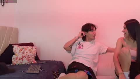 Snapshot of sweet_litle_ chatting on 05/24/26, 12:21 Mia online show from 05/24/26, 12:21
