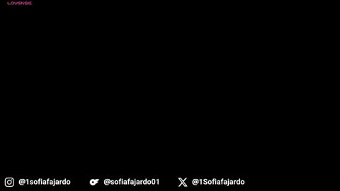 Snapshot of sweet_littleee chatting on 01/13/26, 09:42 free private online show from 01/13/26, 09:42