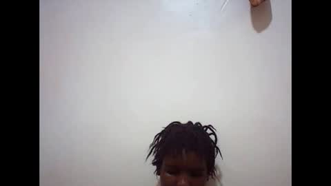 Snapshot of sweet_liz6510 chatting on 05/18/26, 10:32 Liz online show from 05/18/26, 10:32
